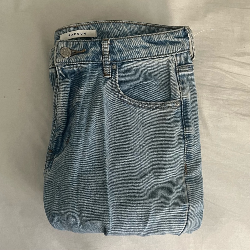Pac Sun Light Wash Mom Jeans